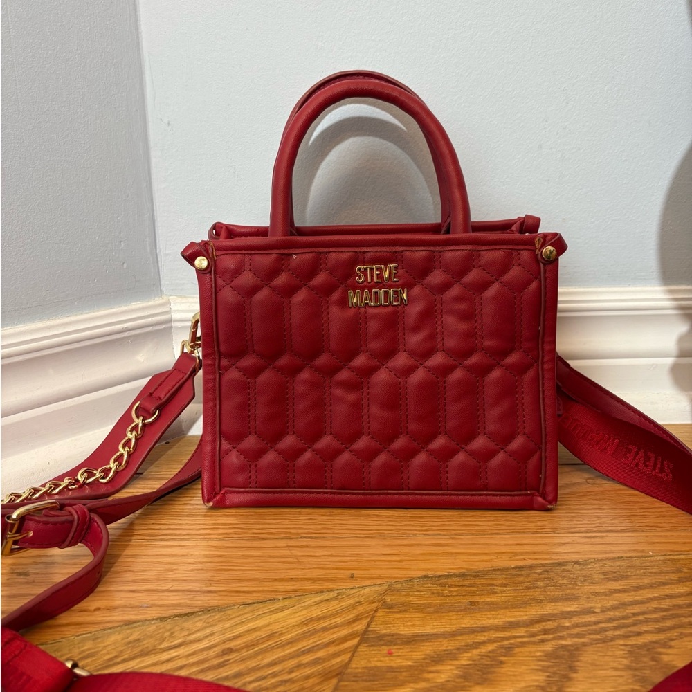 Steve Madden Red Quilted Crossbody Satchel With Logo Removable Strap Mini Bag - Picture 8 of 12